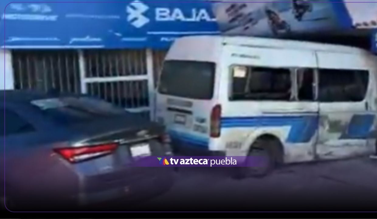 VIDEO: Unidad del transporte público se estampa contra negocio y deja dos heridos en avenida Independencia HOY