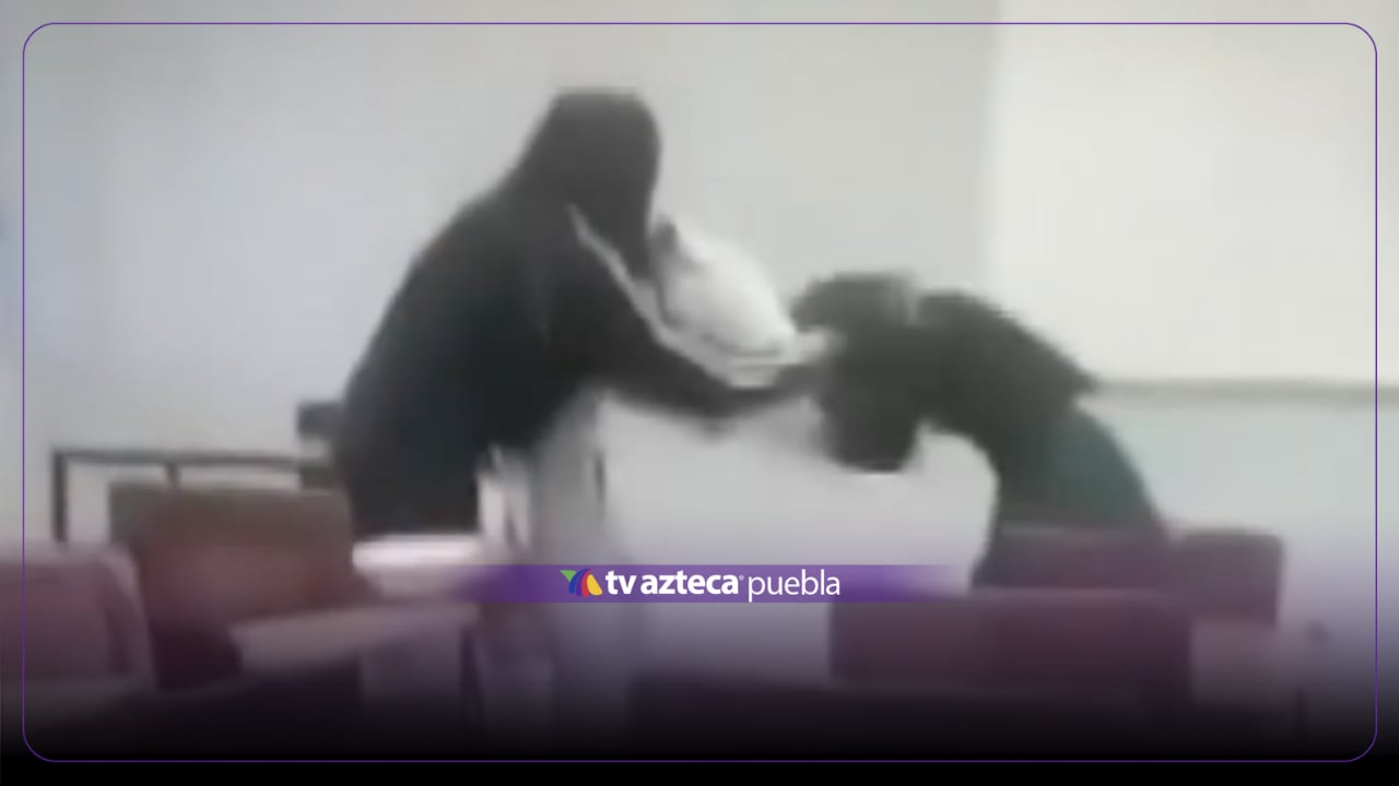 IMÁGENES SENSIBLES: Captan BRUTAL golpiza a una estudiante en el Conalep 4; la amagaron con un cúter