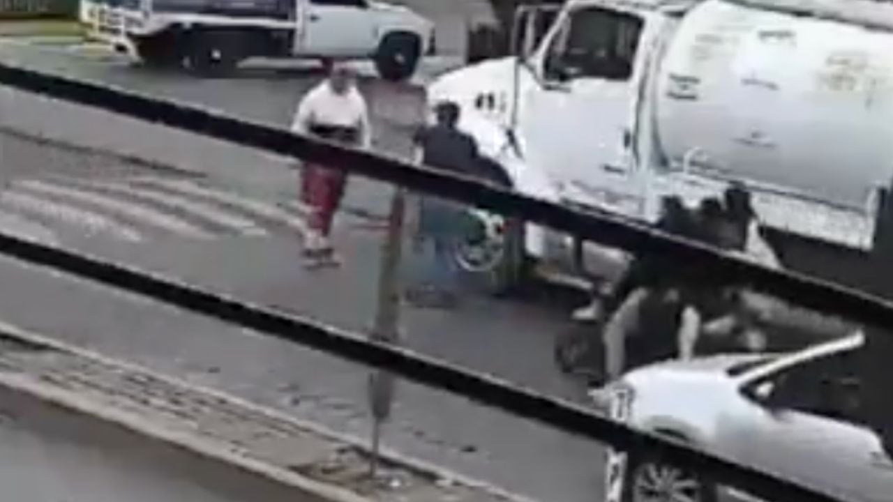 VIDEO FUERTE: Conductor de pipa golpea a conductor y le perfora el cráneo