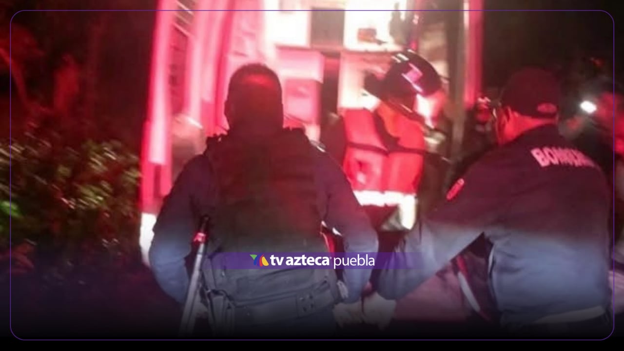 Joven termina INCRUSTADO en una varilla tras accidentarse en una zanja en Puebla