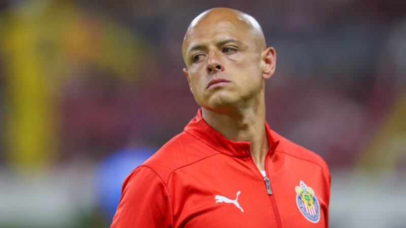 Chivas confirma baja de “Chicharito” para la Leagues Cup; desata crisis interna