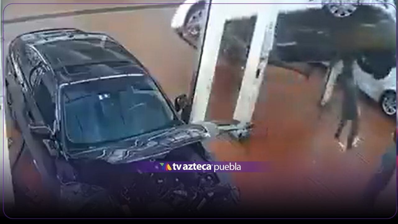VIDEO: Filtran momento en que trabajador fue aplastado por un auto en taller mecánico