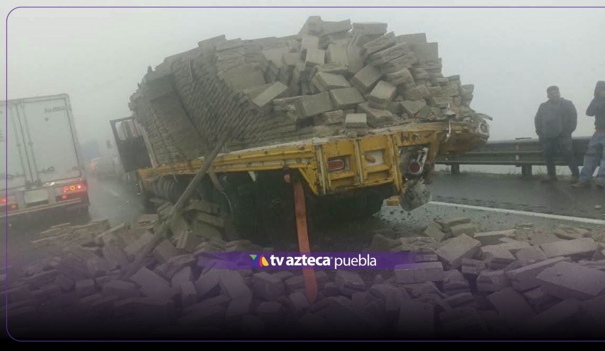 FOTOS: Choque causa CIERRE TOTAL en autopista Puebla-Orizaba HOY