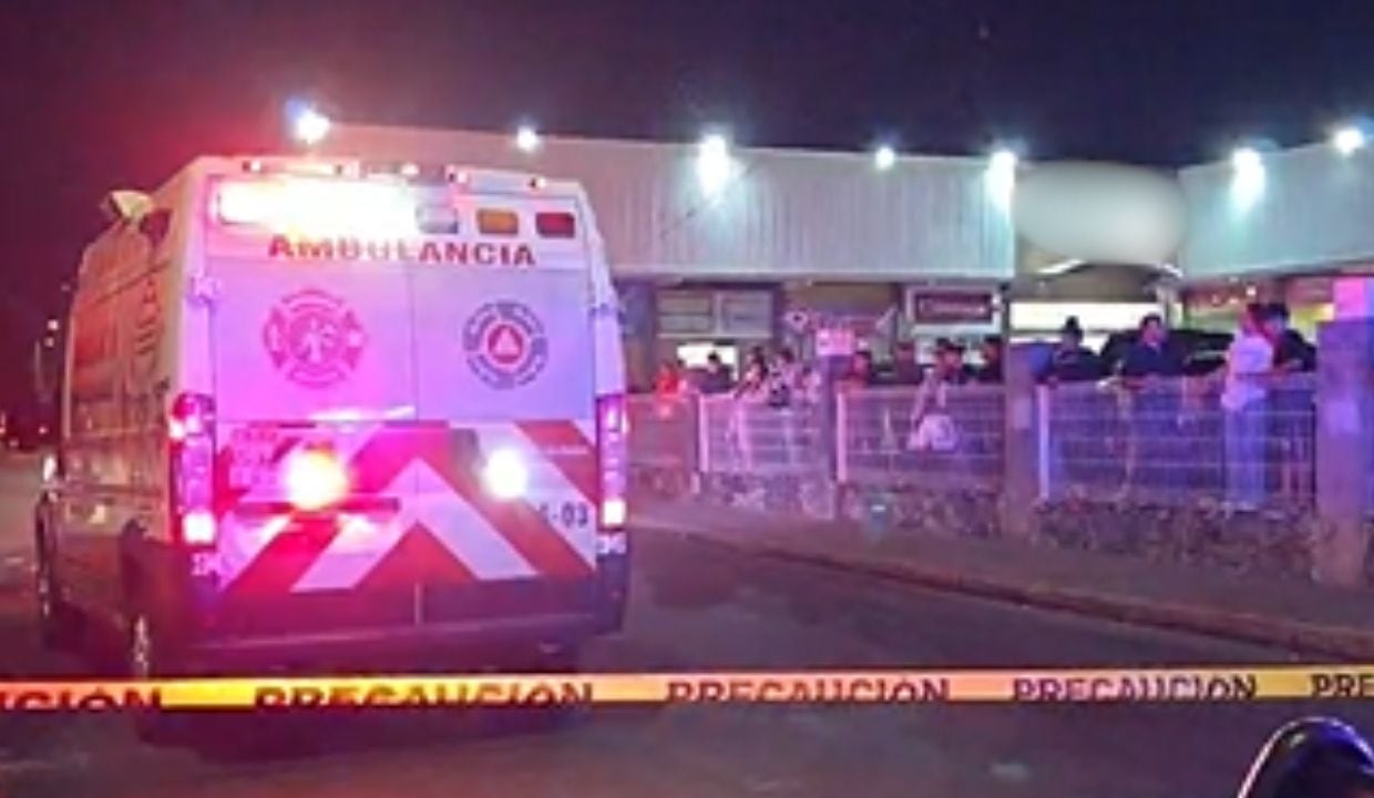 Accidente en boulevard Ferrocarriles deja a joven sin vida y otro más herido